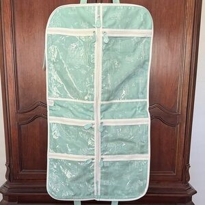 BITTY GREEN Travel Bag VGUC